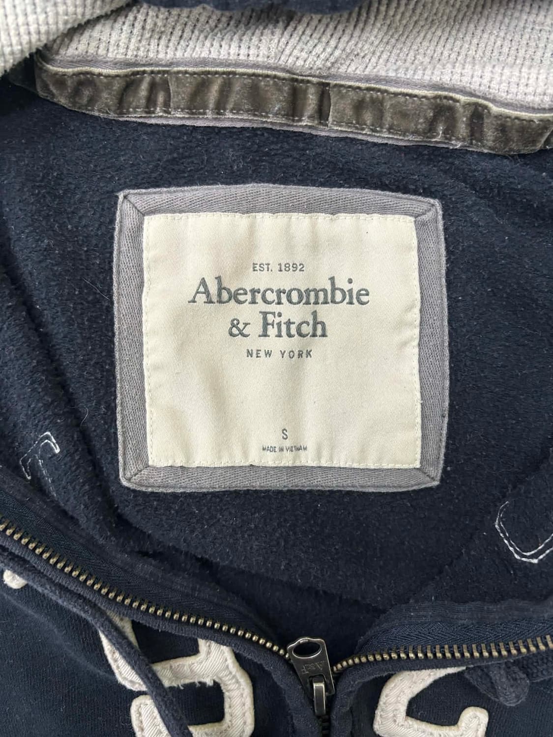 아베크롬비 y2k 여리핏 블랙 걸즈 대장급 후드집업 희귀져지(S) 상품이미지4