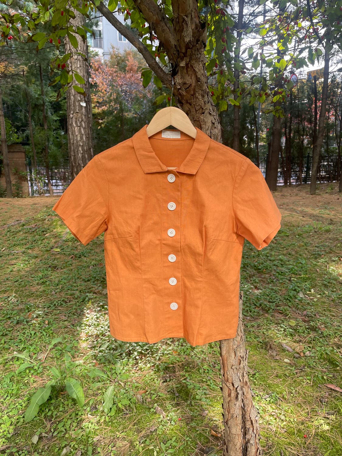 orange shirt 상품이미지1