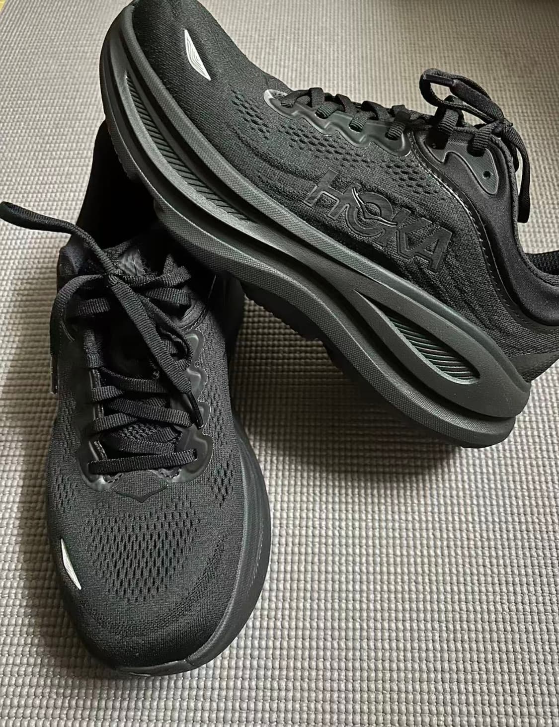 호카 본디 9 블랙 - 와이드 275mm
 상품이미지3