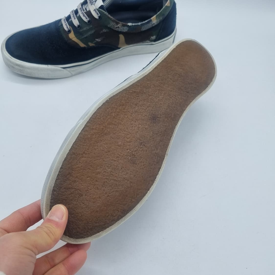 팜엔젤스 디스트레스드 스니커즈 카모/블랙 남성 280mm 상품이미지3