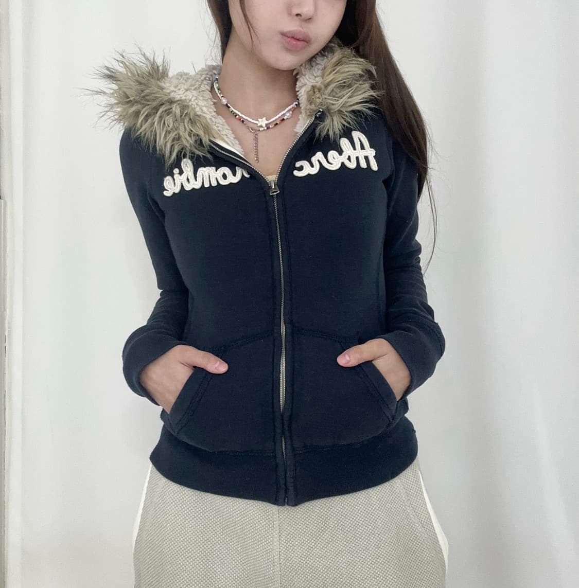 아베크롬비 울프죠 y2k 딱붙 네이비 후드집업 상품이미지2