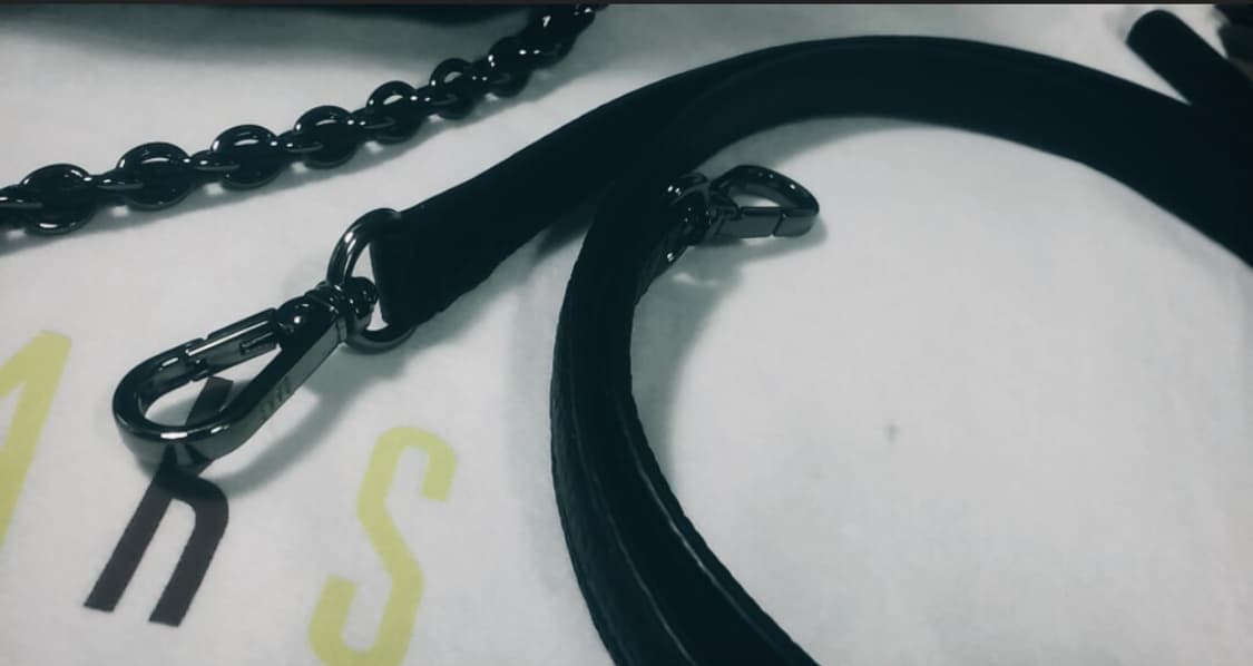 닥스 뱀피패턴체인숄더백/핸드백/가방/가죽가방 상품이미지9