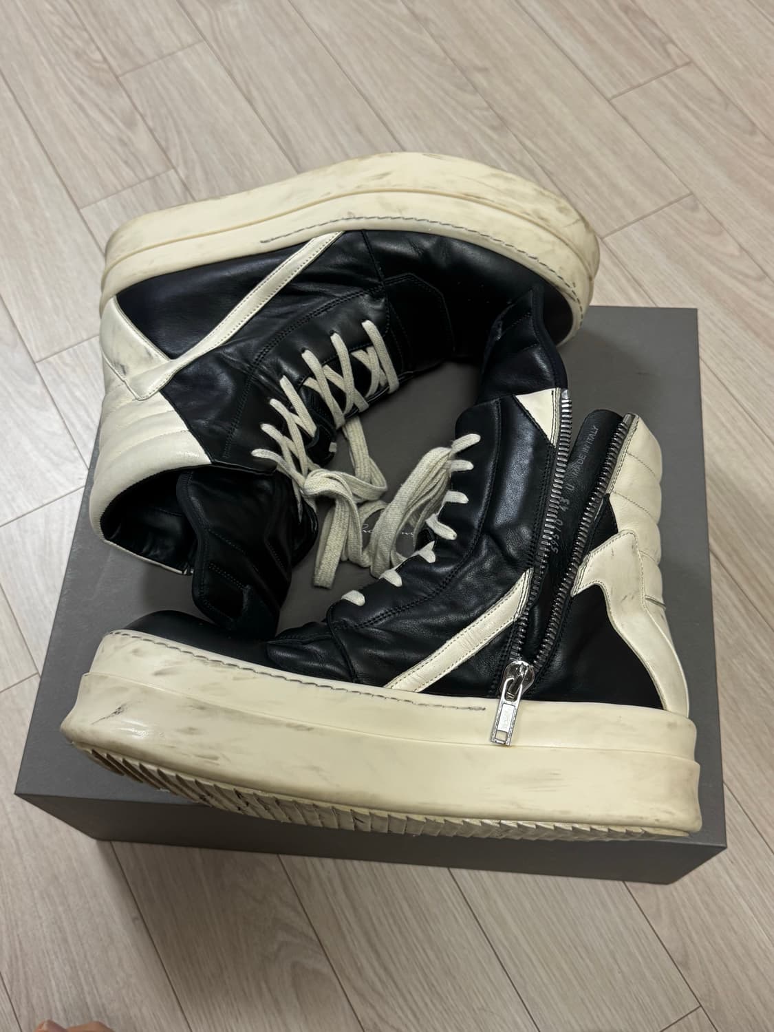 (급처)릭오웬스 메가범퍼 지오바스켓 43사이즈 상품이미지3