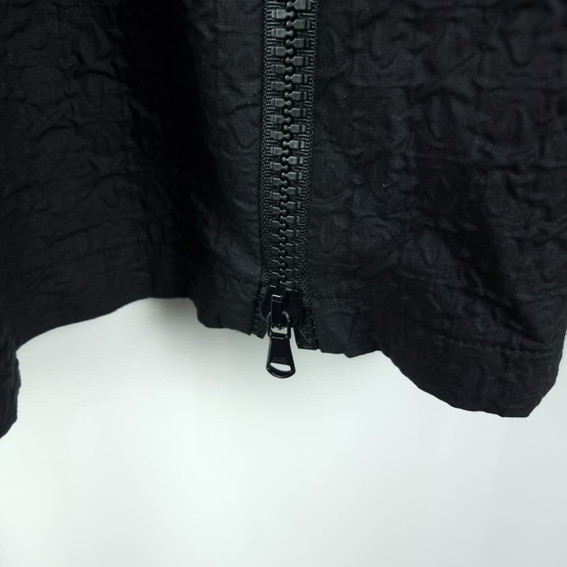 [더일마] 주릉 가공 집업 롱스커트 블랙 M18709 상품이미지7