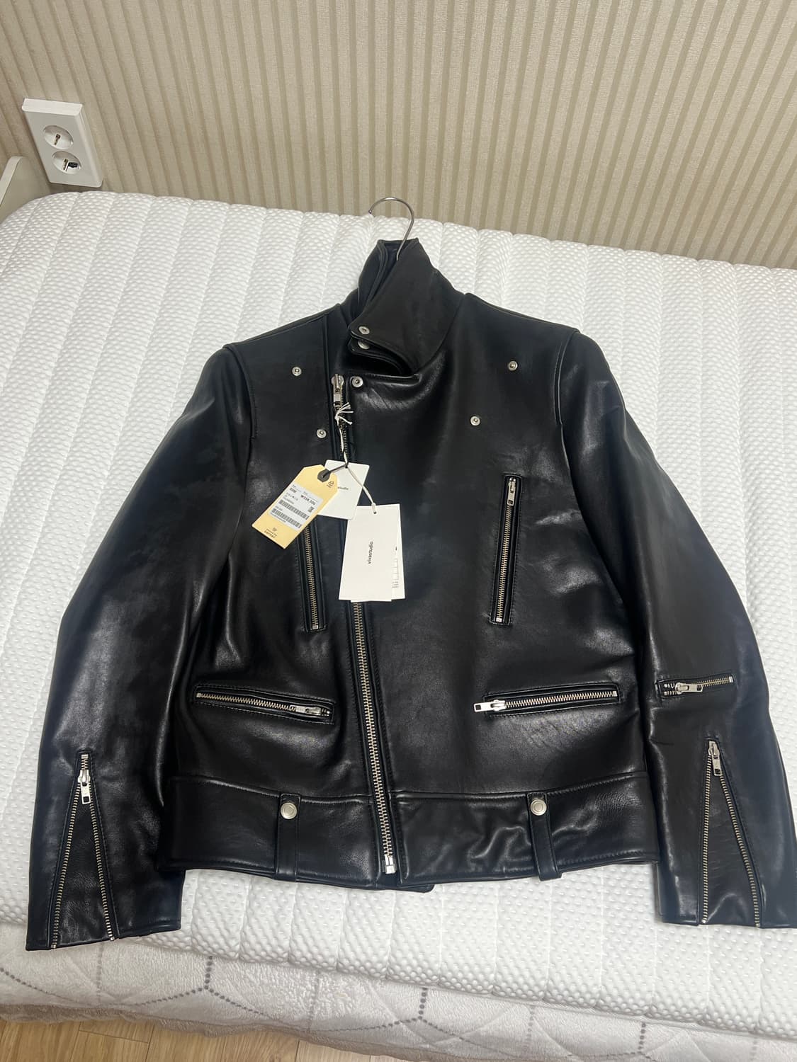 비바스튜디오 테리 라이더 자켓(램스킨, M) 상품이미지1