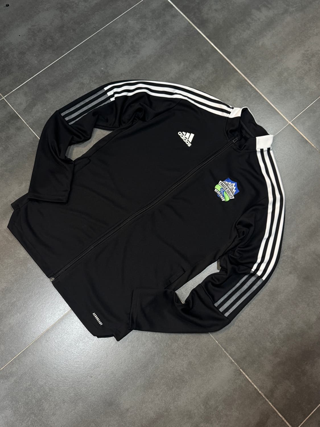 ADIDAS 트랙집업 상품이미지1