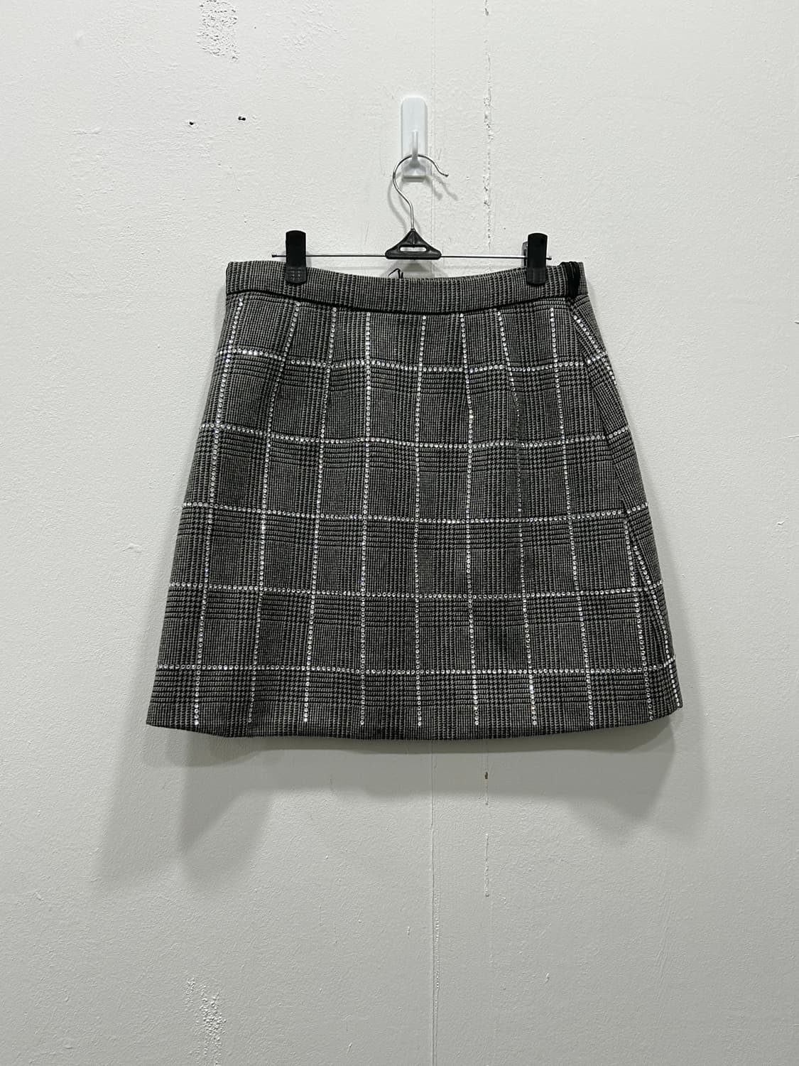 새상품급)) 미우미우 큐빅체크 울 스커트 40사이즈 (66추천) 상품이미지1