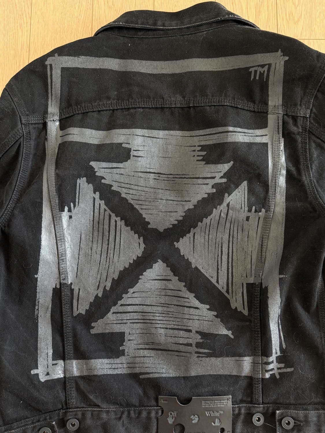 오프회이트 에로우 자켓  상품이미지1