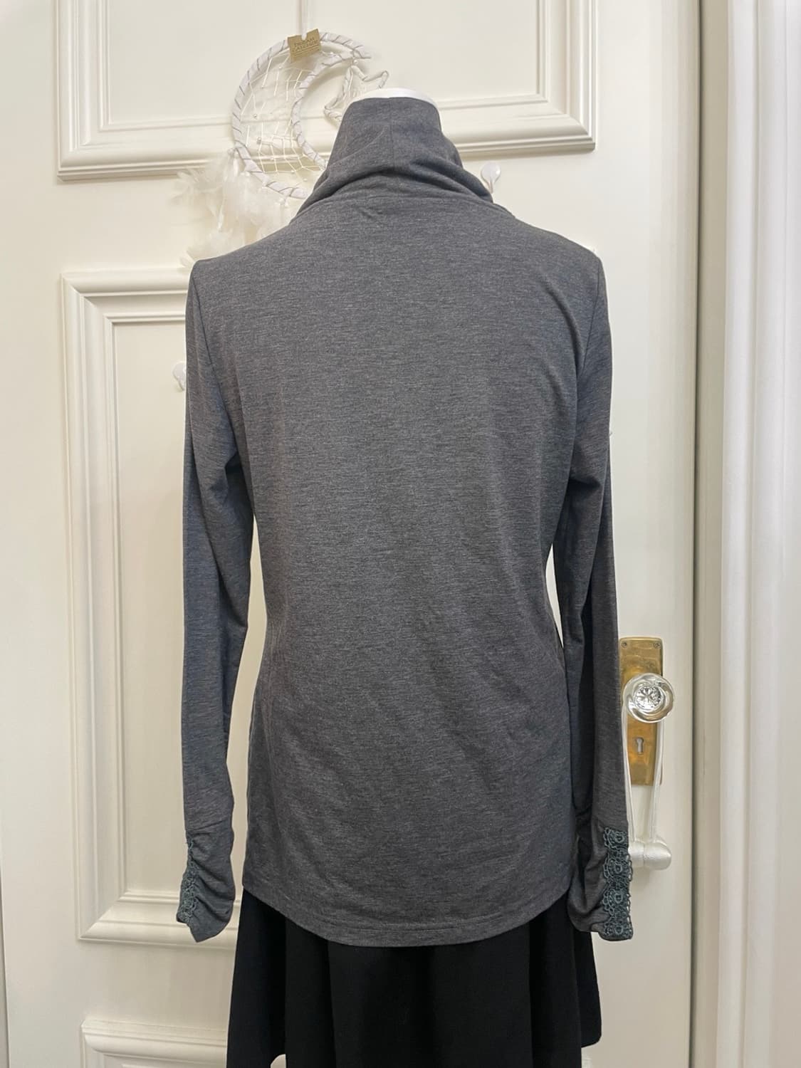 charcoal 3button shirring point cardigan 상품이미지10