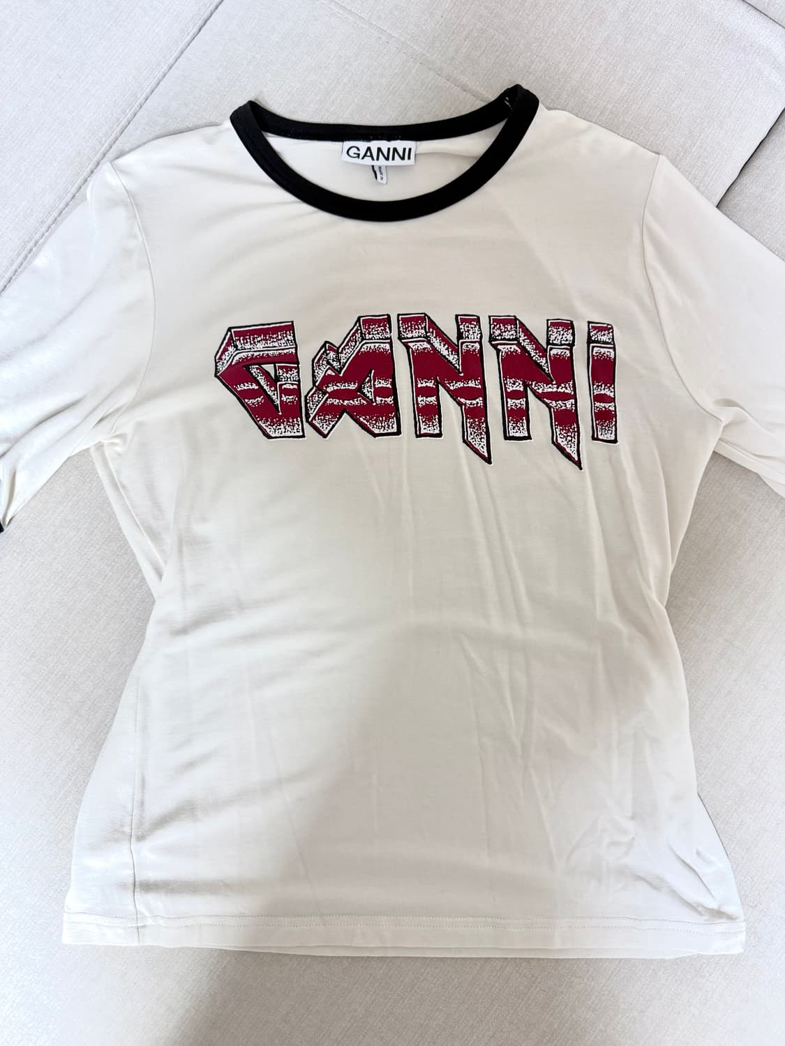 가니 반팔티 s 상품이미지1