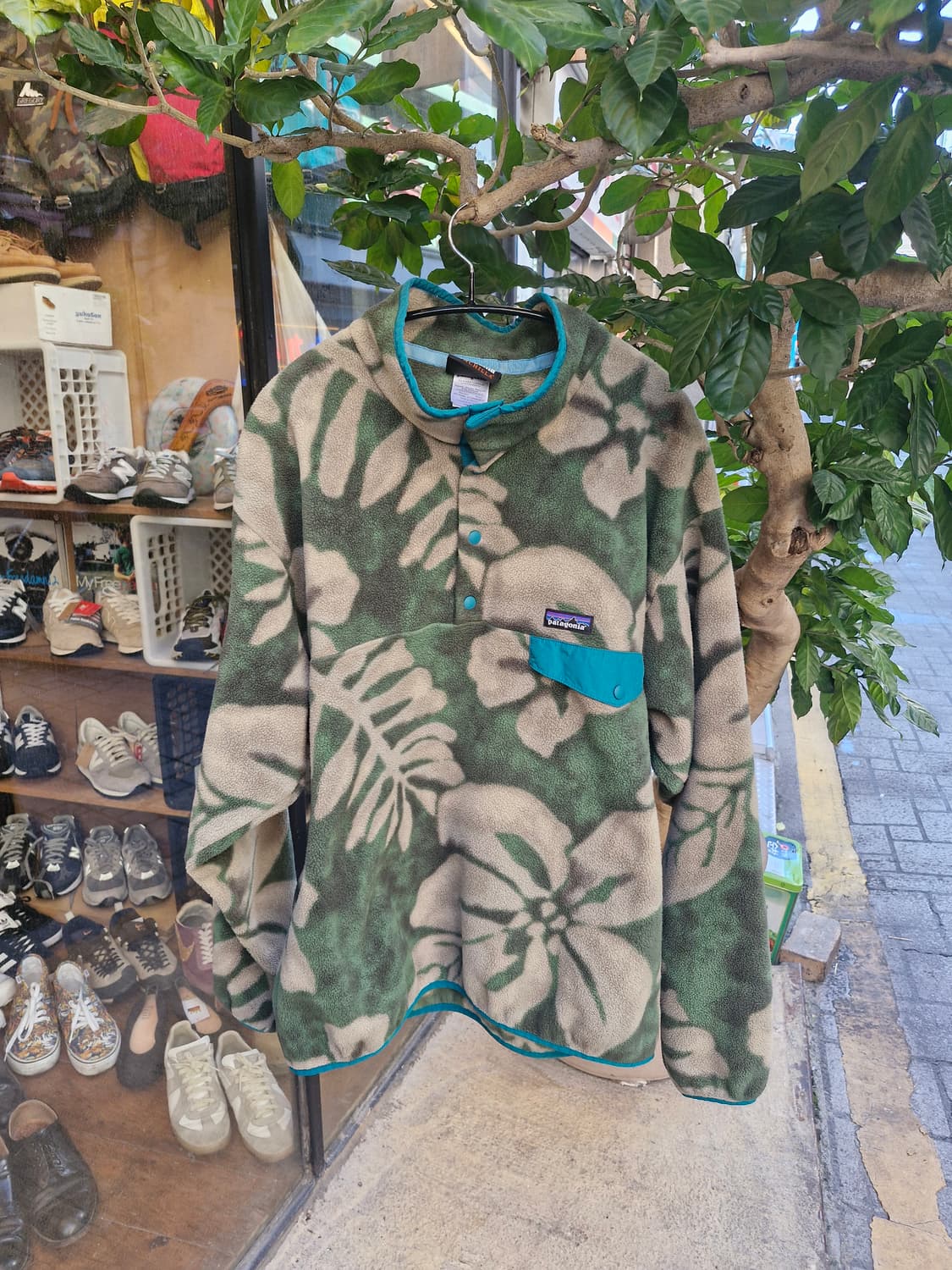 Z-249 파타고니아 신칠라 하와이언 플라워  상품이미지1