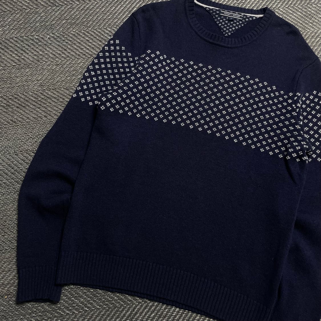 타미힐피거 패턴 라운드넥 니트 네이비o 5301 상품이미지3