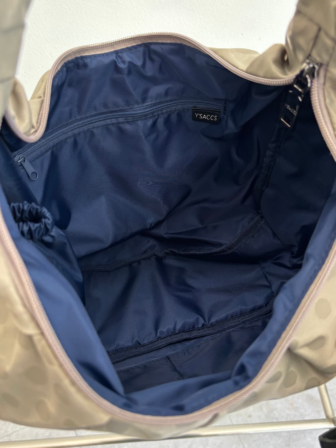 Y’SACCS 요지야마모토 도트 숄더백 상품이미지4