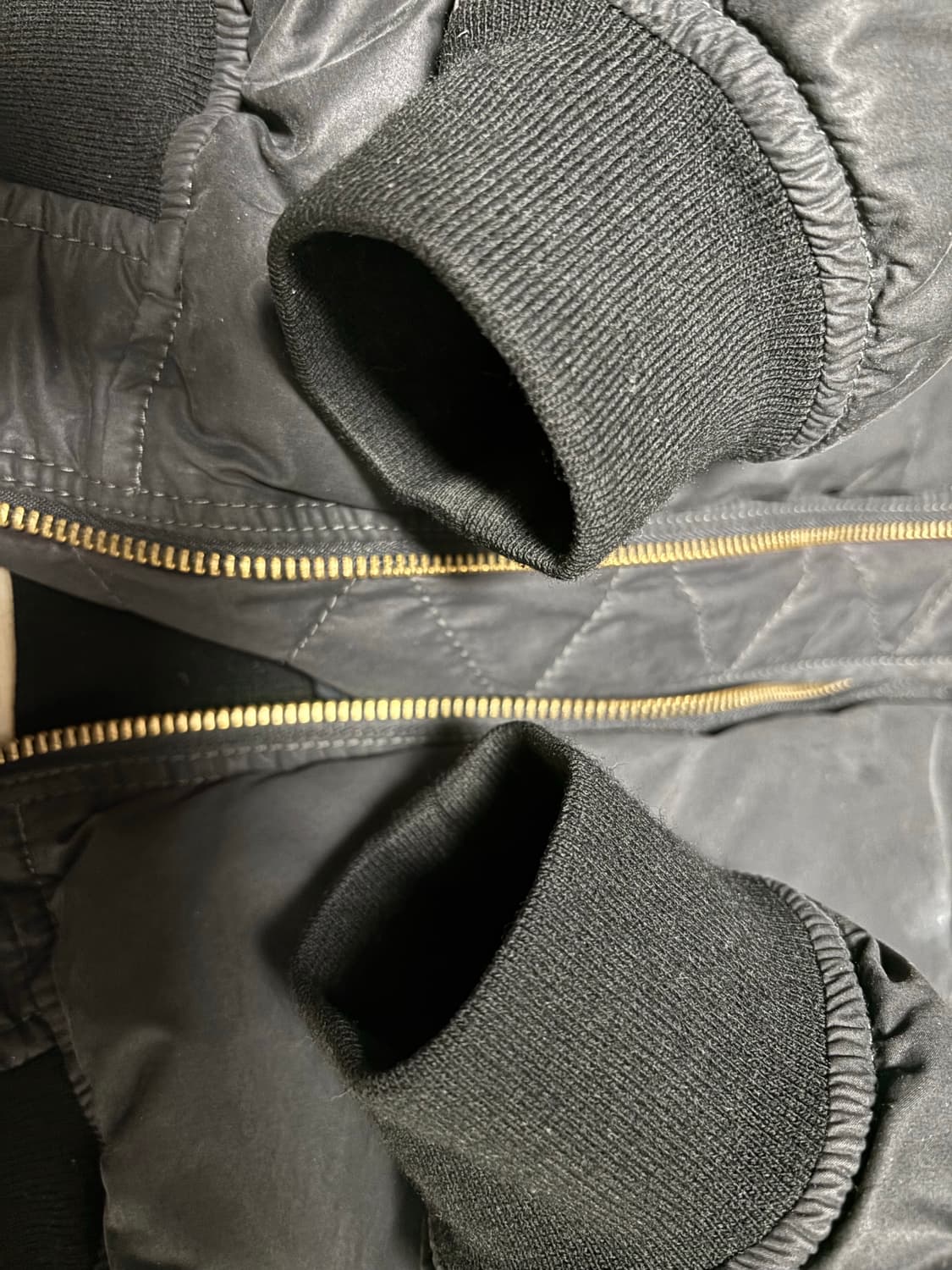 아크네스튜디오 봄버  상품이미지4