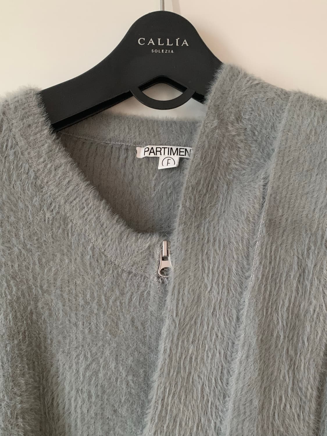 파르티멘토 우먼 퍼리 니트 가디건 머플러 세트 라이트 그레이 상품이미지3
