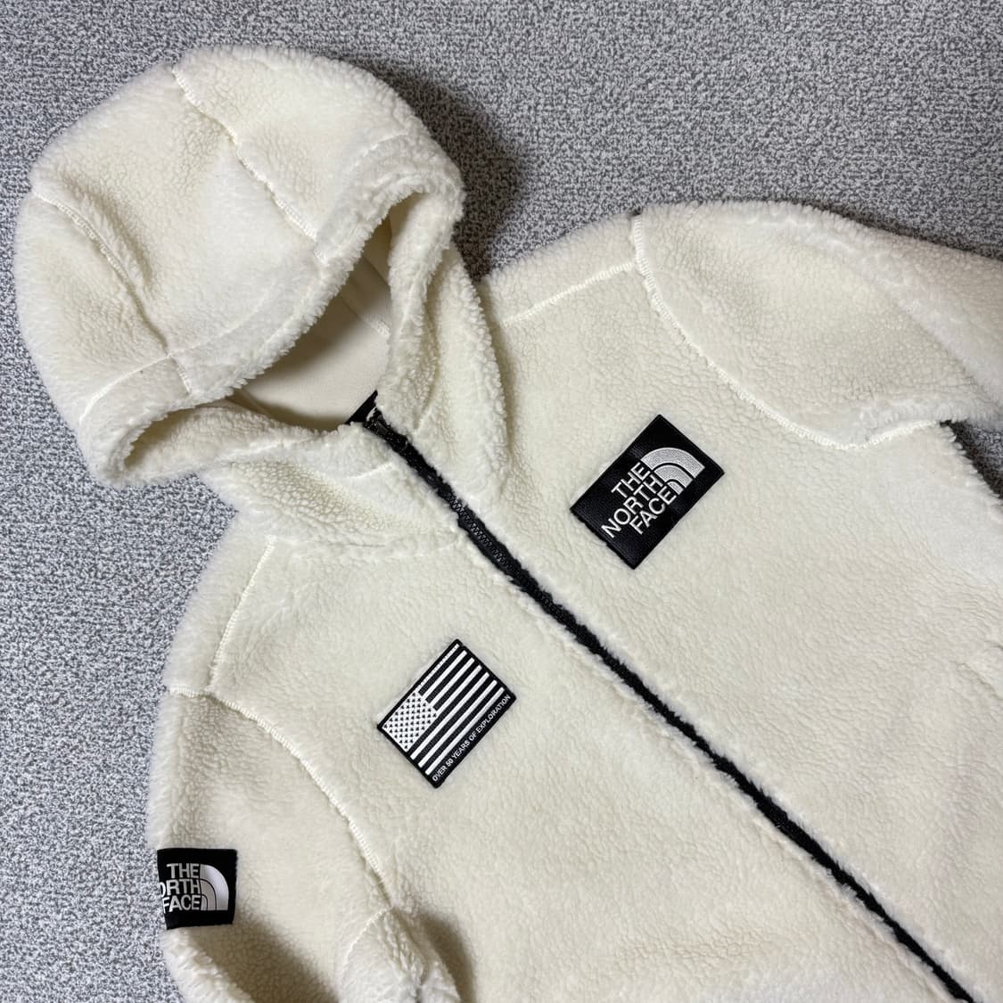 [정가 16만원] 노스페이스 후리스 후드 집업 M 상품이미지5