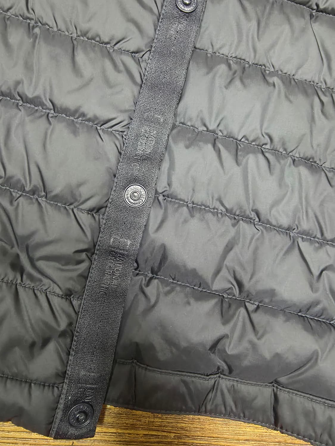 내셔널지오그래픽 구스다운 베스트 거의새거 상품이미지6