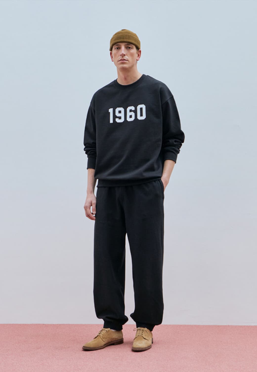 유니폼 브릿지 리버스 위브 스윗 팬츠 상품이미지2