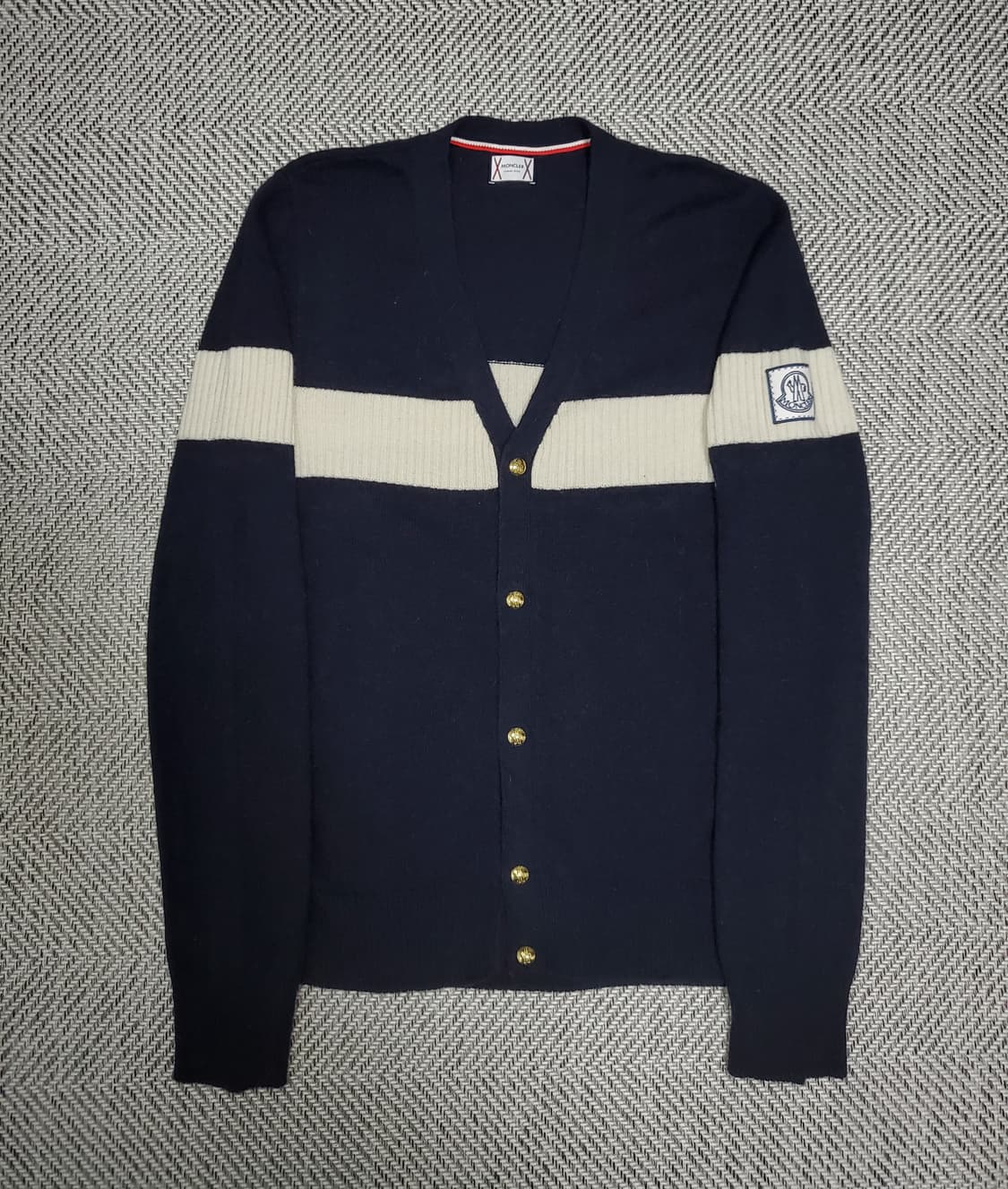 몽클레르 감마블루 금장버튼 가디건 L 상품이미지1