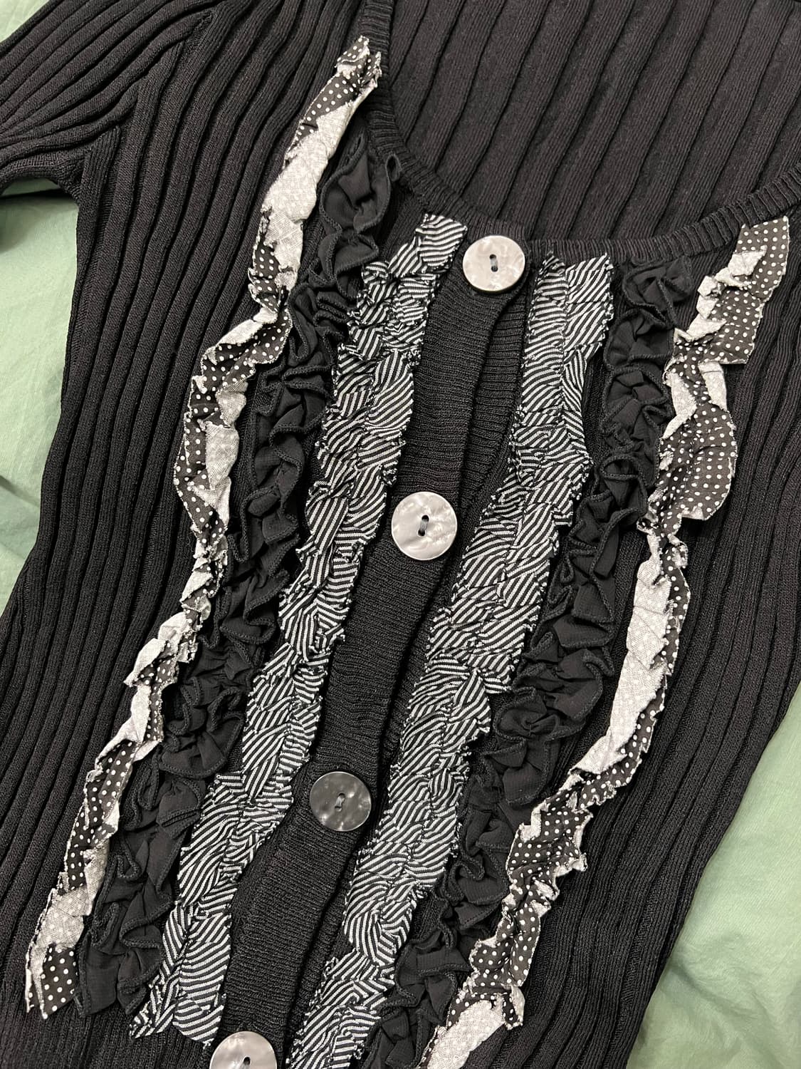 프릴 도트 스트라이프 레이스 가디건 상품이미지2