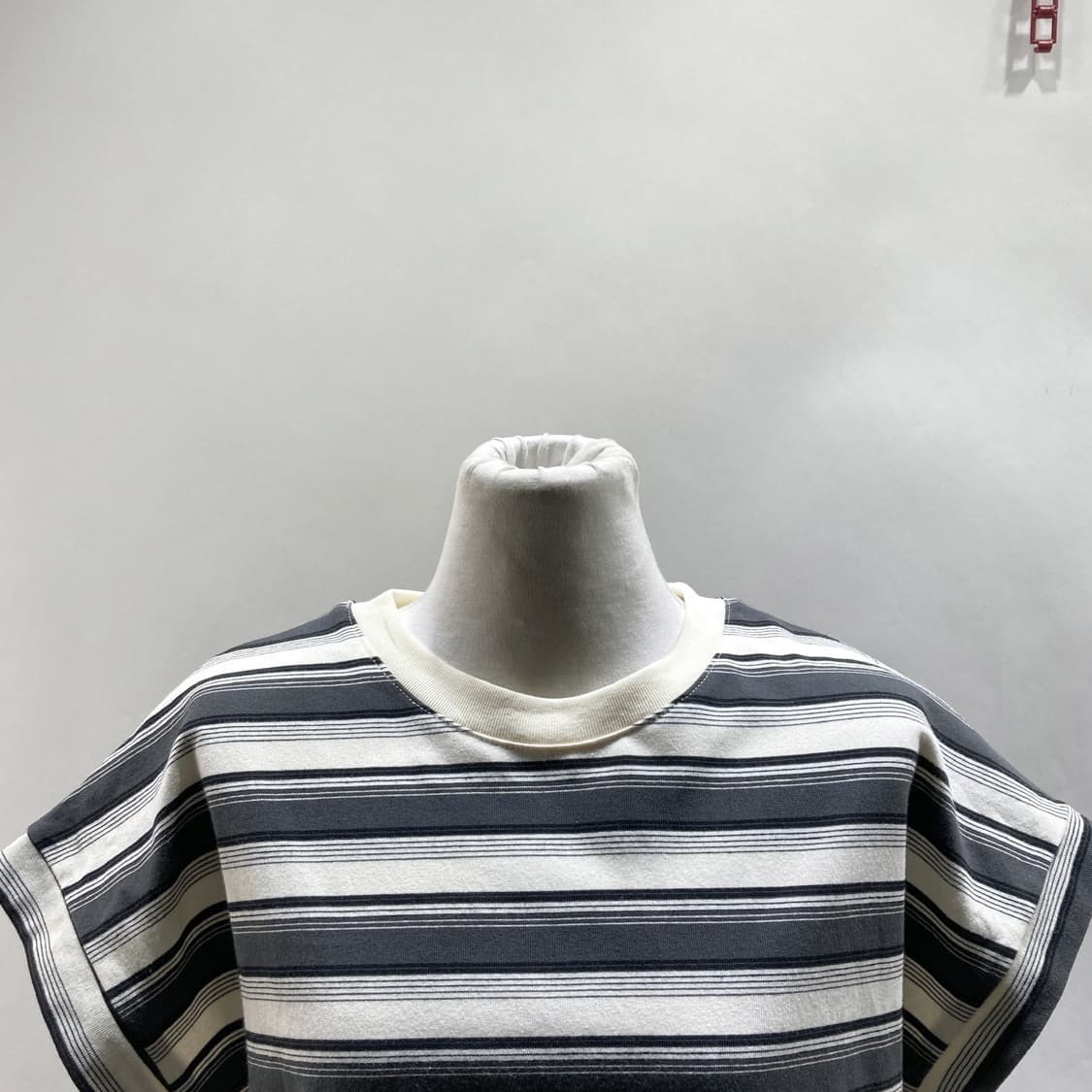 FOCUS 포커스 2024 여성캐쥬얼민소매티 F 상품이미지2