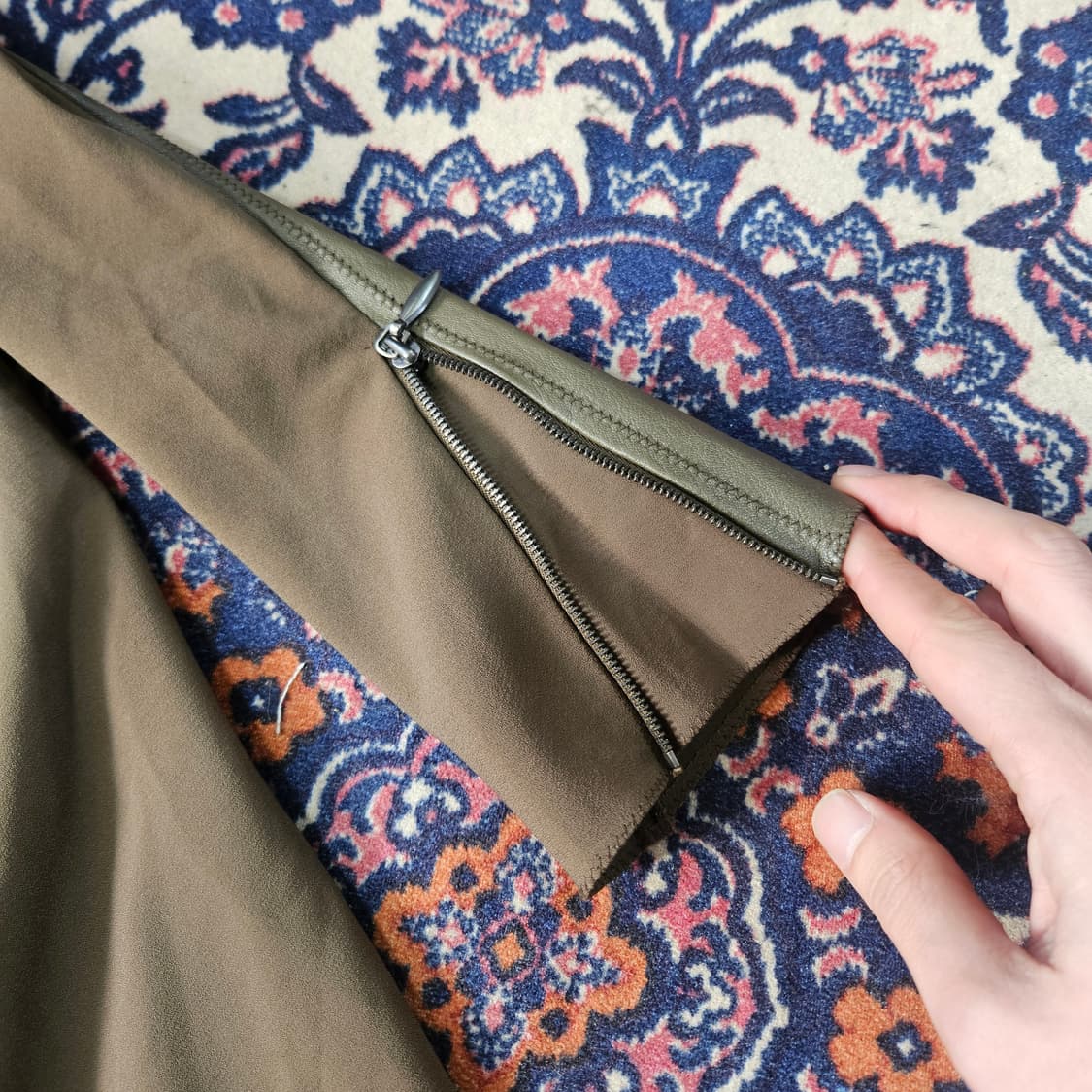 랑방 컬렉션(Lanvin) 카키 양가죽 견 레이어드 블라우스 상품이미지5