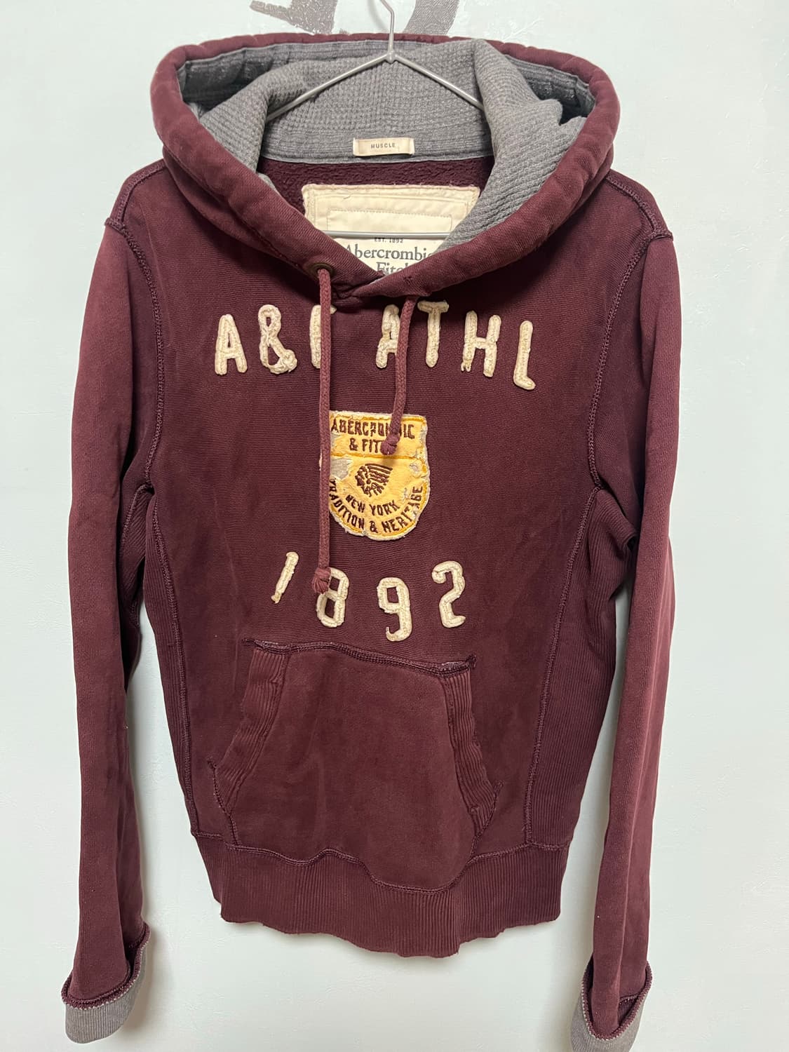 아베크롬비 버건디 후드티 상품이미지1
