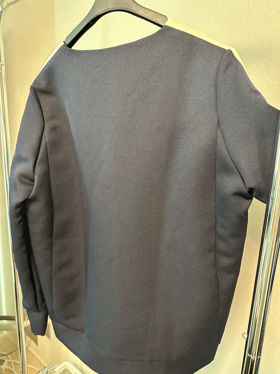 골든구스 네이비 배색 브이넥 맨투맨 S 상품이미지7