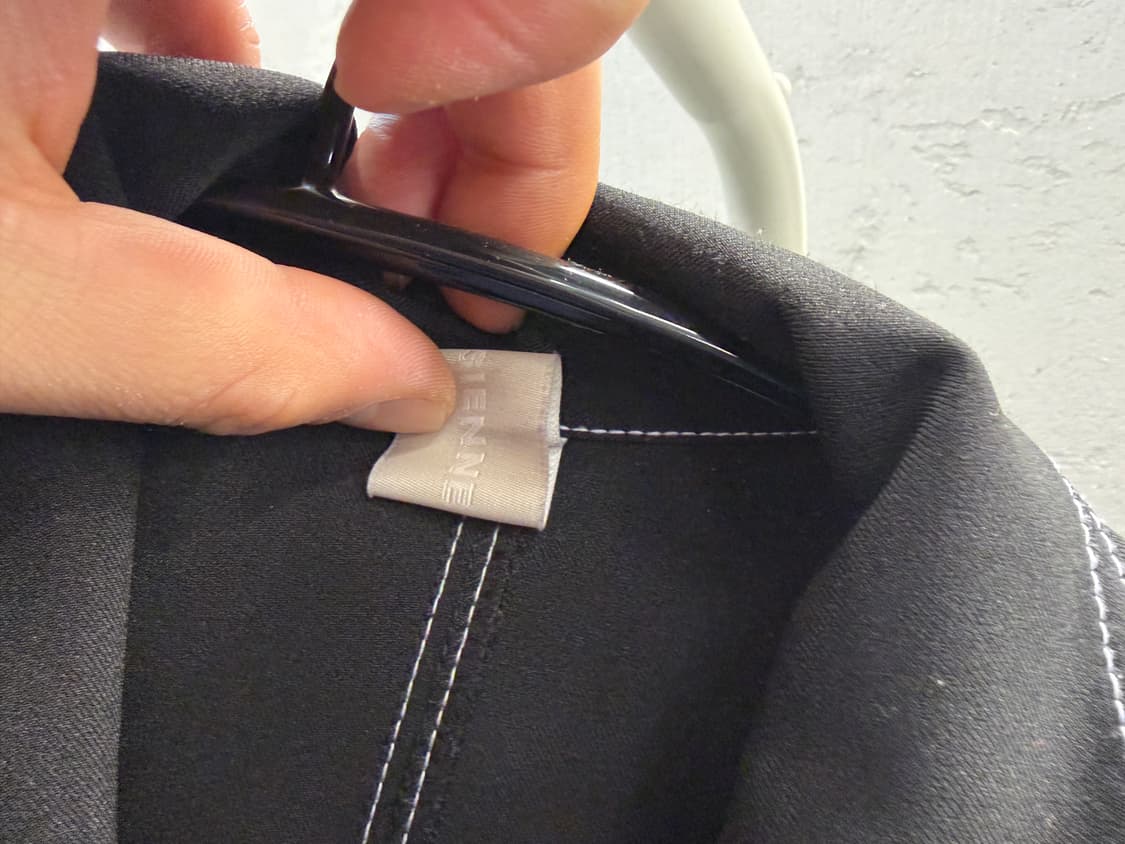 SIENNE 화이트 스티치 블랙 원피스 상품이미지3