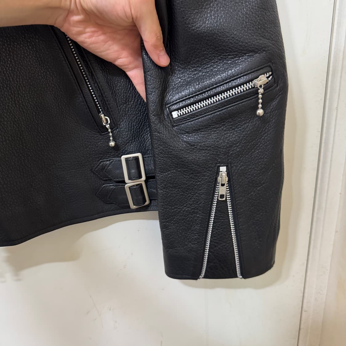 비바스튜디오 가죽 라이더자켓 상품이미지4