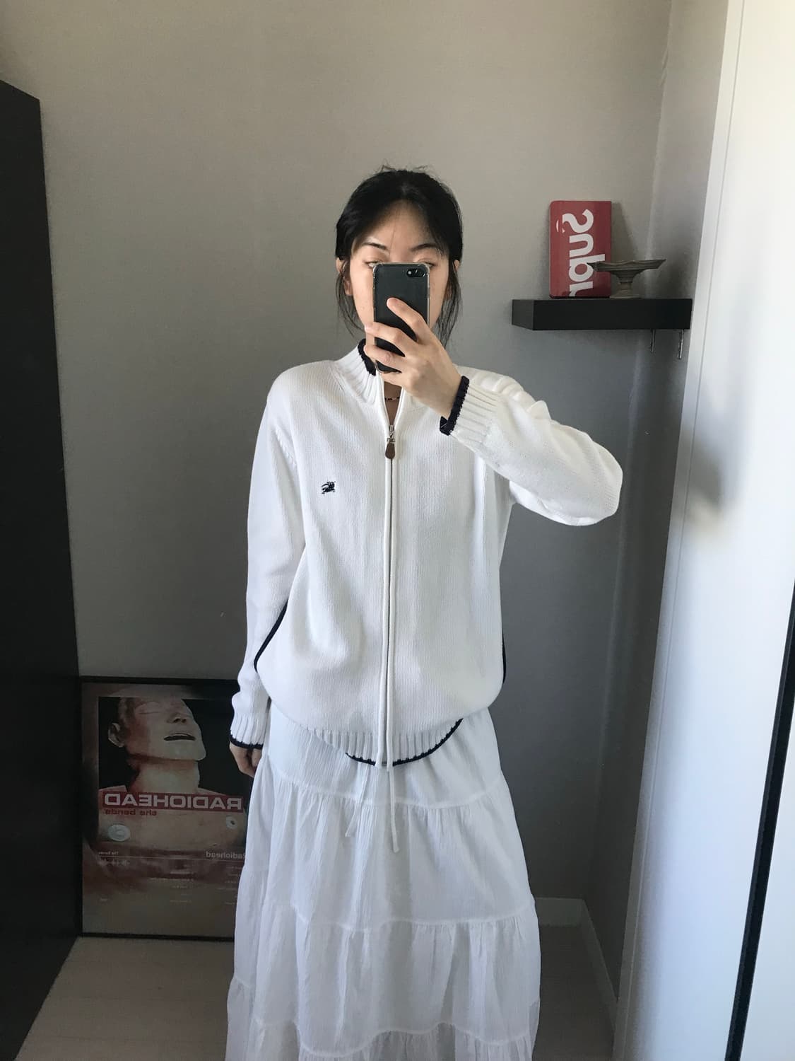 버버리 블랙라벨 자수로고 화이트 니트 풀집업 상품이미지3