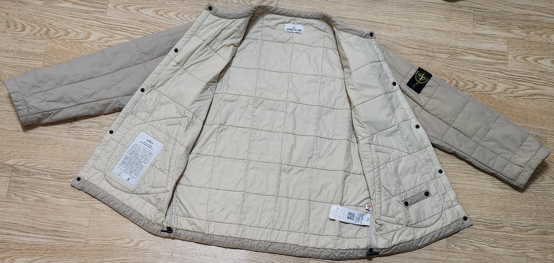 [정품] 스톤아일랜드 프리마로프트 자켓 XL (남여공용) 새상품급 한정판 상품이미지4