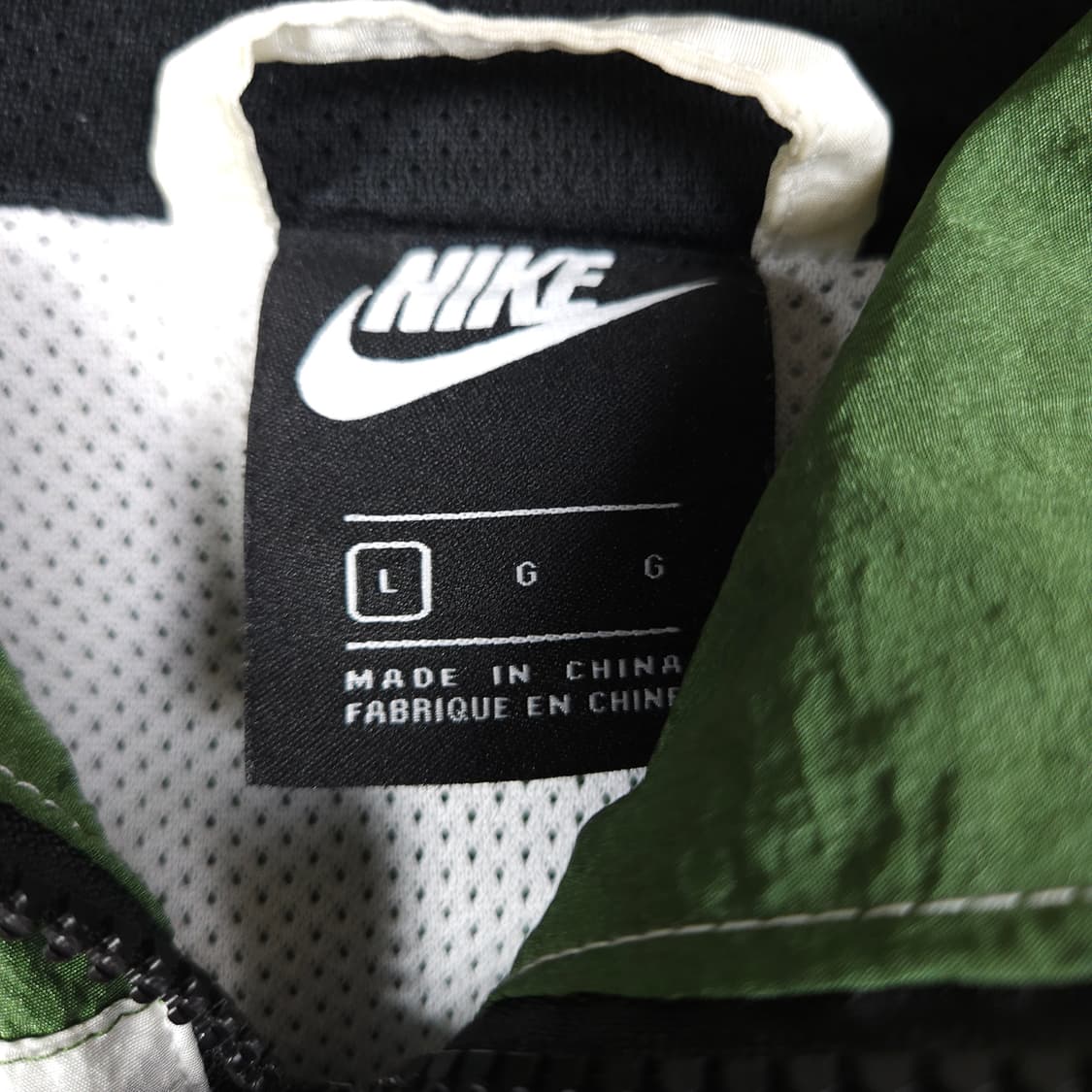 나이키 더블스우시 바람막이  상품이미지4