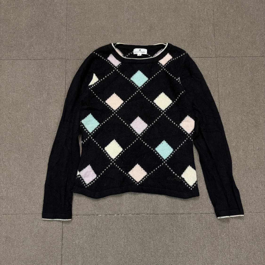 꾸레쥬 아가일 패턴 니트 xs 상품이미지1