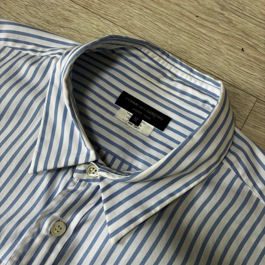 [M] 꼼데가르송 옴므 플러스 스터드 프릴 코튼 셔츠 상품이미지2