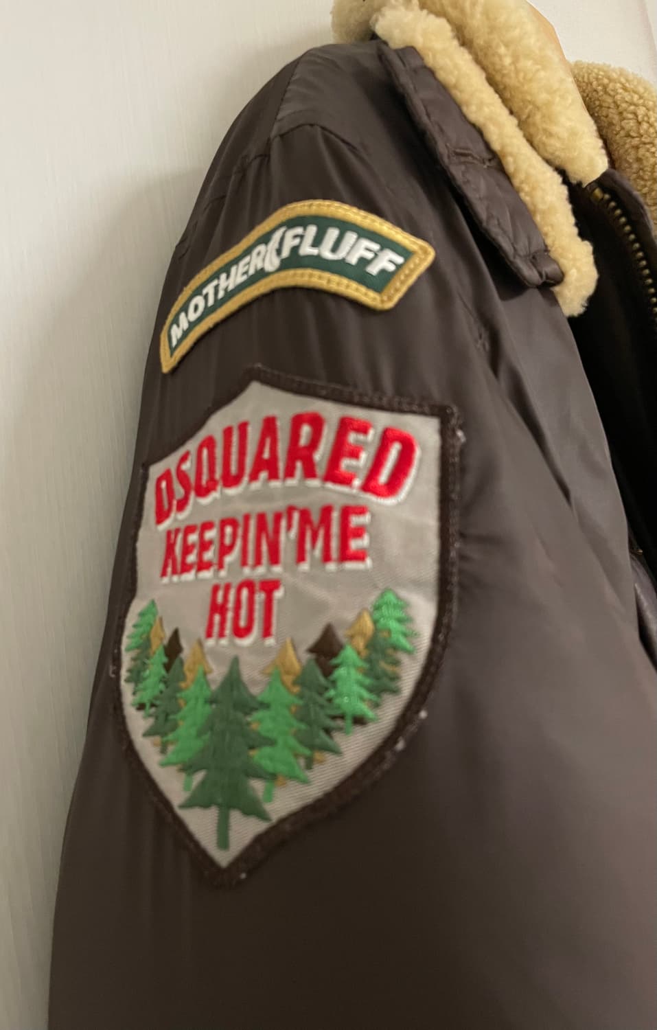 디스퀘어드 트윈스 구스패딩 48 상품이미지3