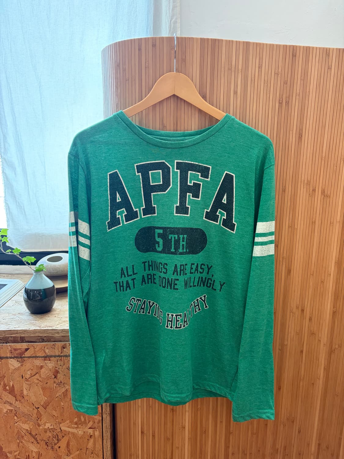 Lucky Stone Graphic T-shirt 상품이미지4