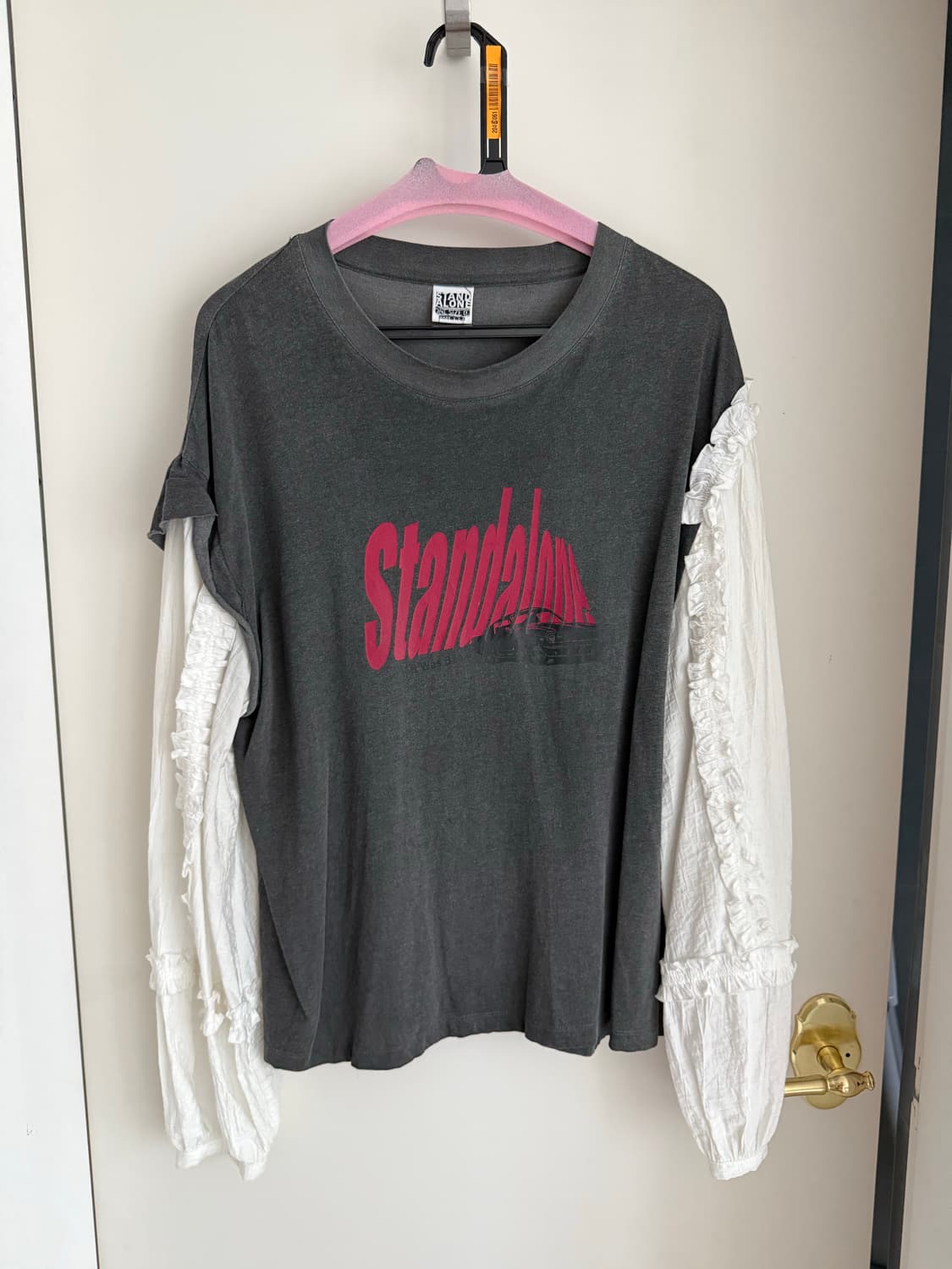 STANDALONE FRILL BLOUSE LAYERED T-SHIRT  상품이미지1