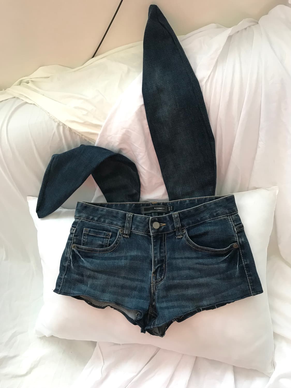 Custom🐾)Medium-Blue B-ear shorts 상품이미지1