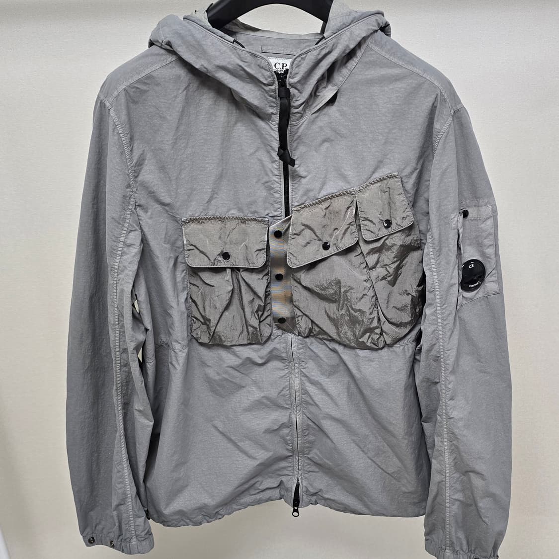cp컴퍼니 포켓 후드 자켓 105 판매 상품이미지1