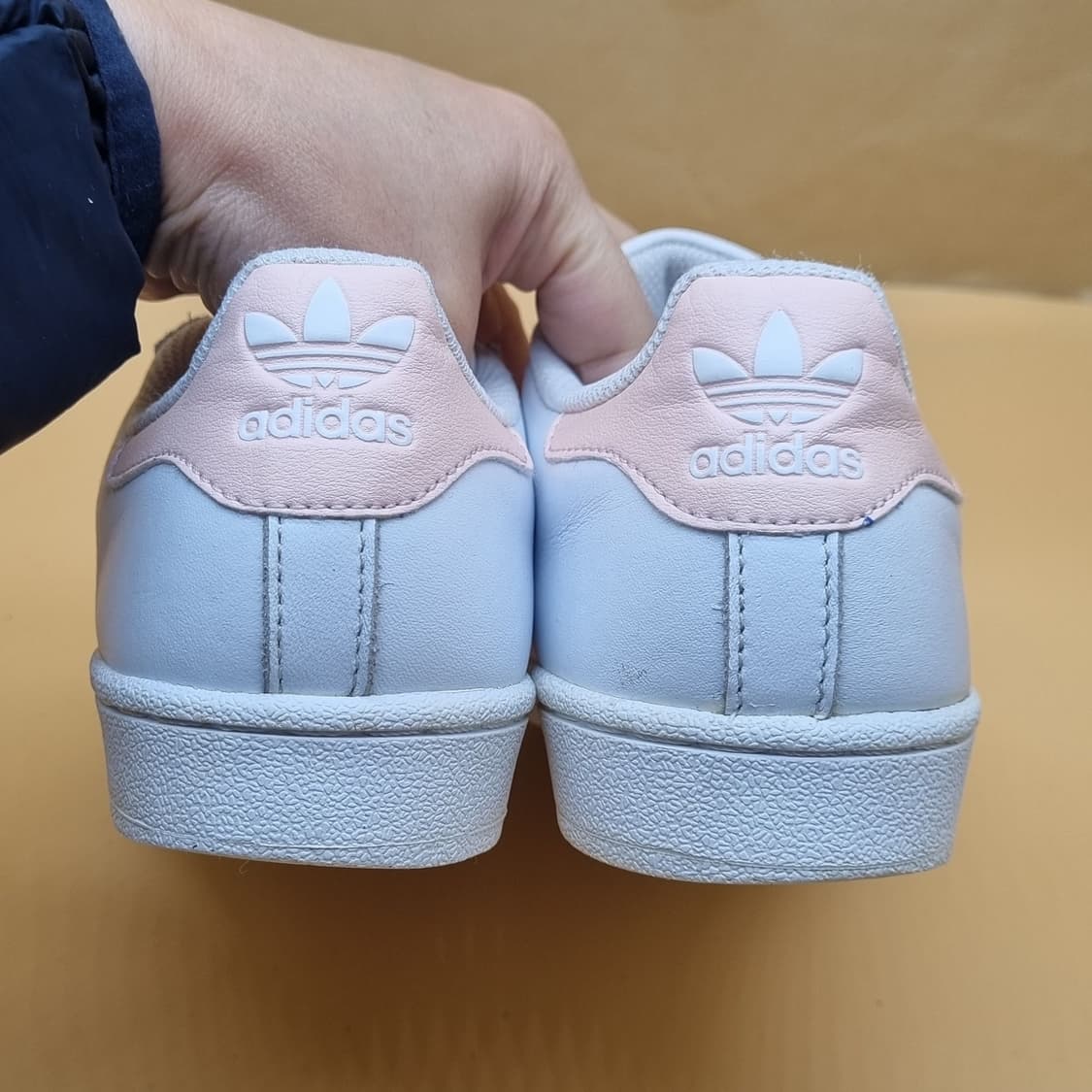 아디다스 슈퍼스타 여성스니커즈230. 상품이미지3