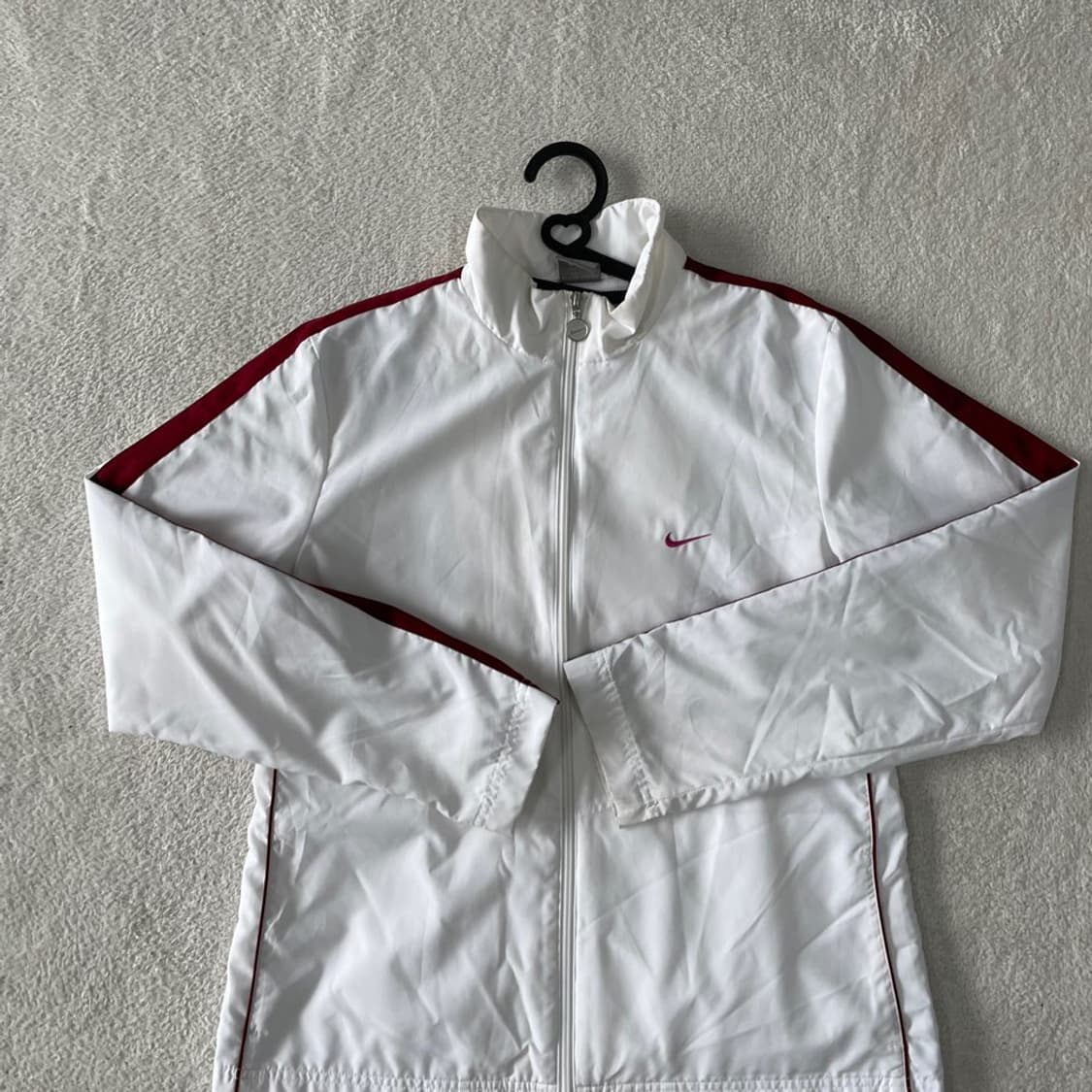 L 나이키 여성 버건디 화이트 바람막이 자켓 상품이미지2