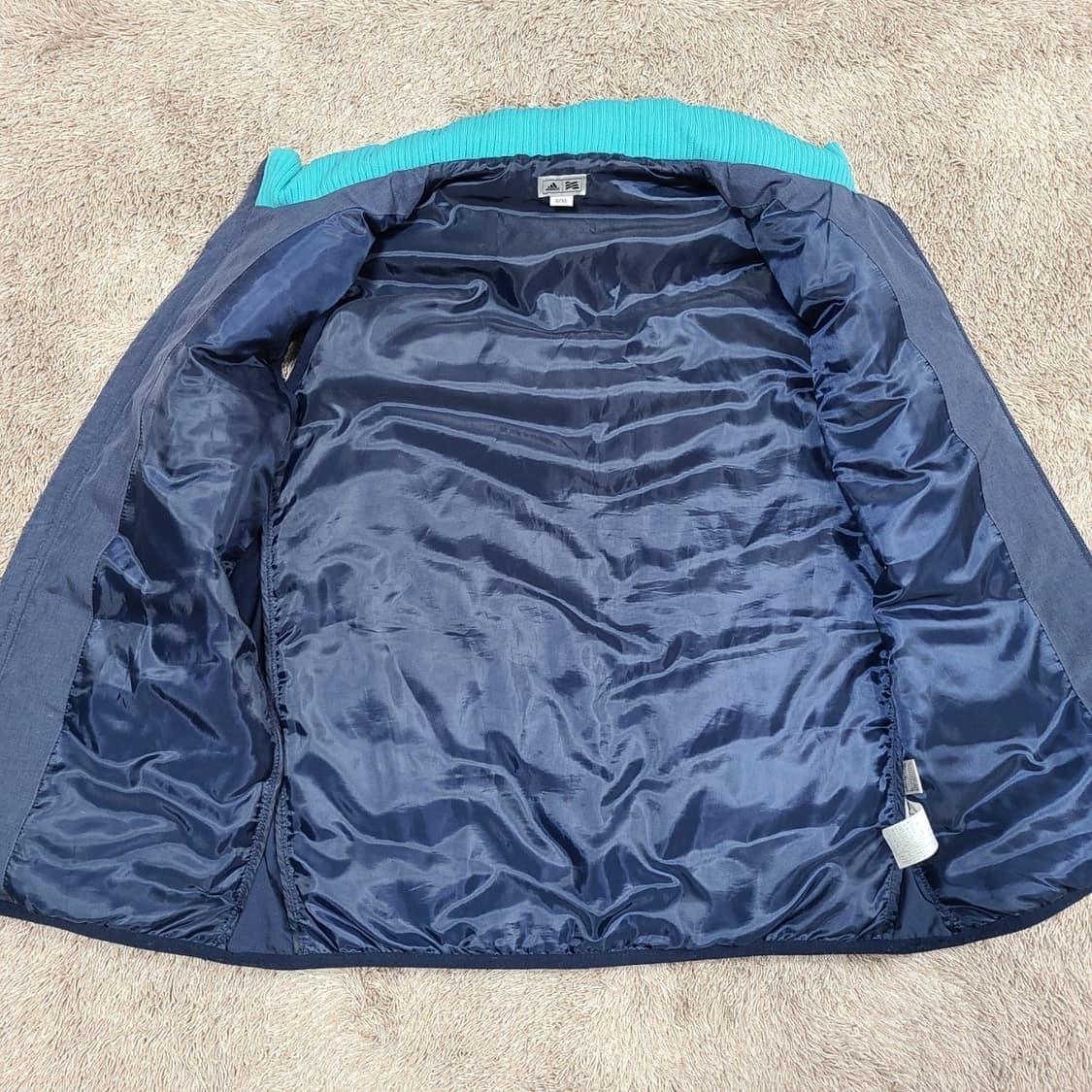 아디다스 다운패딩 ​​​조끼 상품이미지3