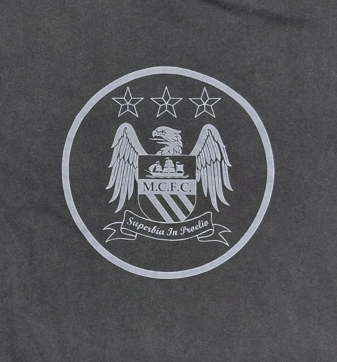 [S/무료배송] 맨체스터 시티 x 엄브로 클래식 로고 티셔츠 상품이미지3