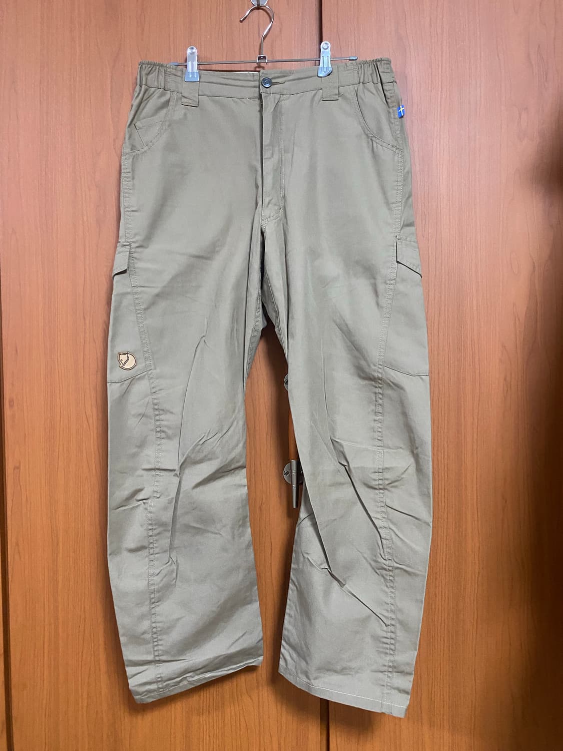 [FJALLRAVEN] 피엘라벤 카키색 카고 트라우저 L사이즈 상품이미지1