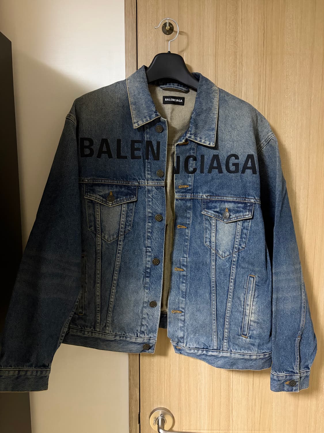 발렌시아가 데님 자켓 상품이미지1