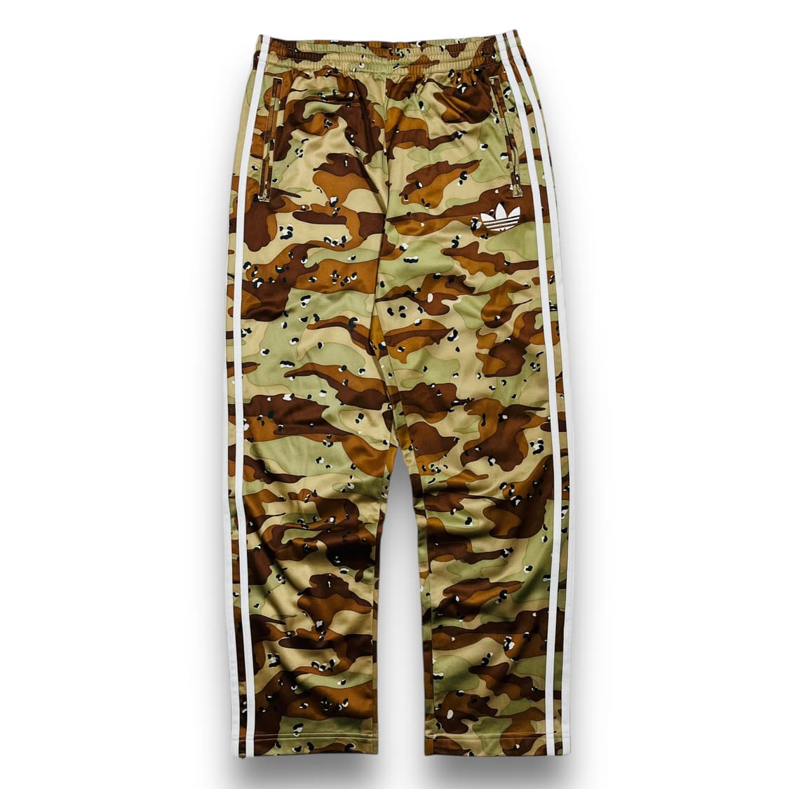 아디다스 올리브 카모플라쥬 패턴 트랙팬츠 상품이미지1