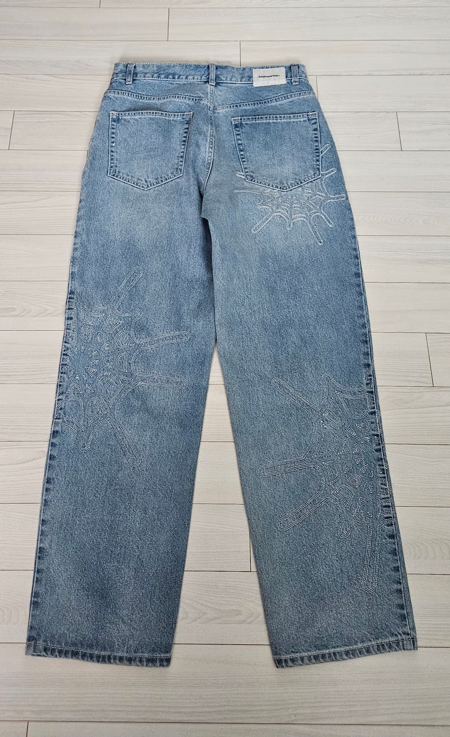 디스이즈네버댓 Web Embroidery Jeans  상품이미지5