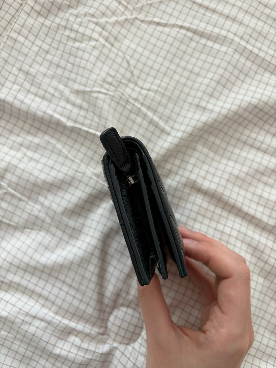 입생로랑 모노그램 은장 반지갑 상품이미지4