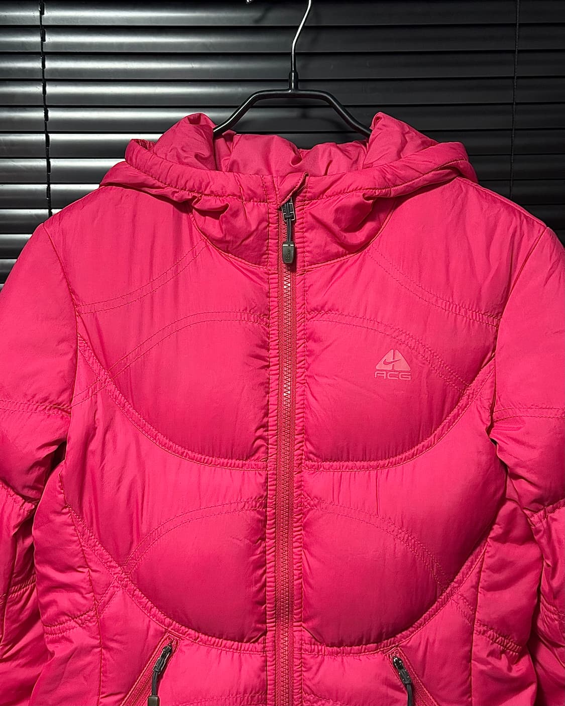 나이키 acg 핫핑크 550 하이넥 구스 다운 거위 패딩 경량 xs 85 상품이미지3